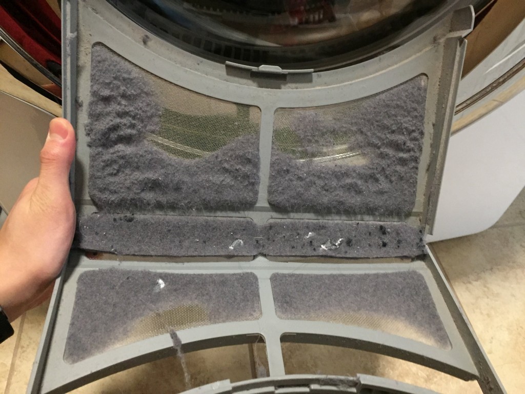 Zanesený textilní filtr | Jak vyčistit sušičku na prádlo?