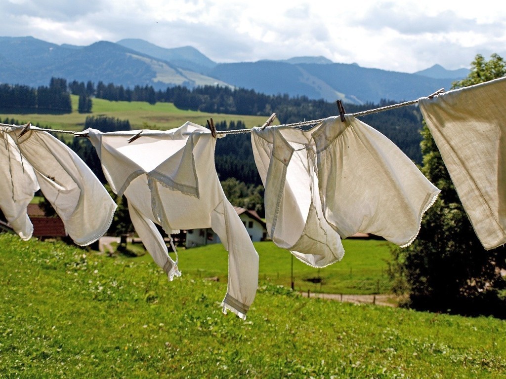 Jak věšet a sušit prádlo na slunci?