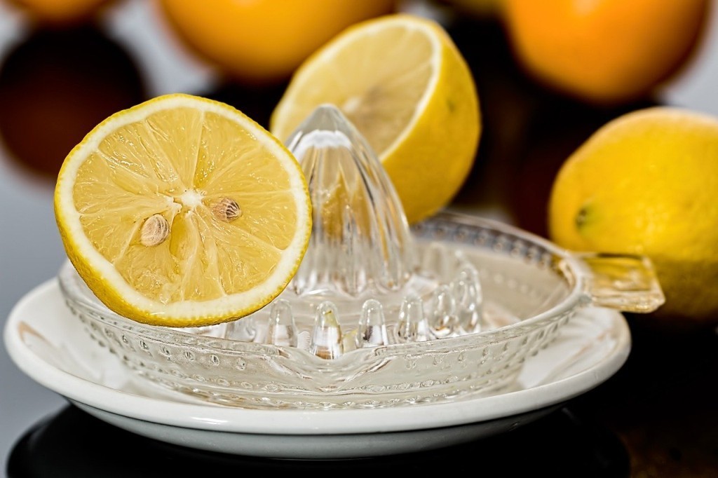 Uklízejte chytře s kyselinou citronovou