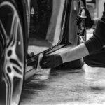 Jak odstranit asfaltové skvrny z karoserie auta?